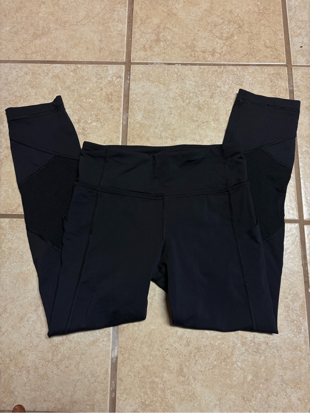 lululemon athletica Black Women's High-Rise Leggings with Side Mesh Panels